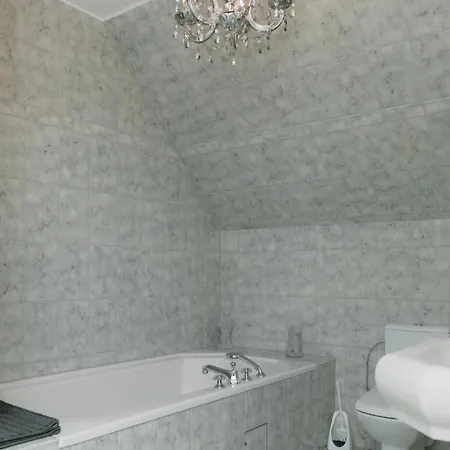 Gaestehaus Vigliarolo Gewerblich Jedes Eigenes Bad Gemeinschaftskueche 3*