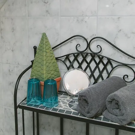 Gaestehaus Vigliarolo Gewerblich Jedes Eigenes Bad Gemeinschaftskueche エルムスホルン