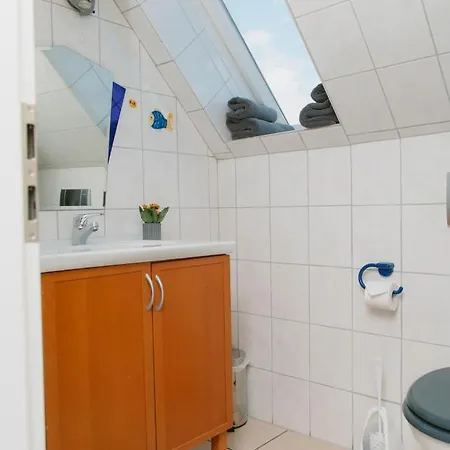 Gaestehaus Vigliarolo Gewerblich Jedes Eigenes Bad Gemeinschaftskueche エルムスホルン