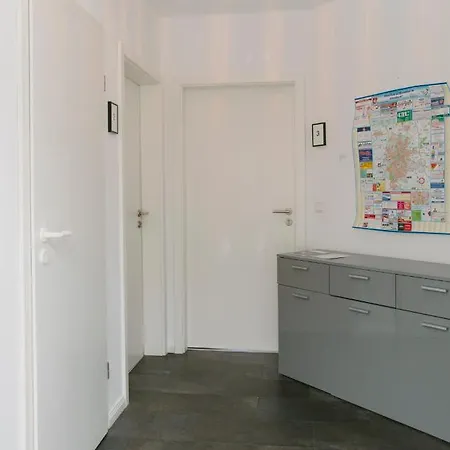 Gaestehaus Vigliarolo Gewerblich Jedes Eigenes Bad Gemeinschaftskueche ゲストハウス