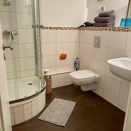 Penzion Gaestehaus Vigliarolo Gewerblich Jedes Eigenes Bad Gemeinschaftskueche *