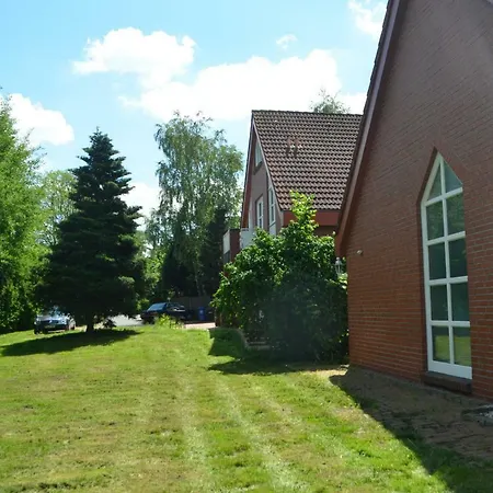 Gaestehaus Vigliarolo Gewerblich Jedes Eigenes Bad Gemeinschaftskueche ゲストハウス 3*